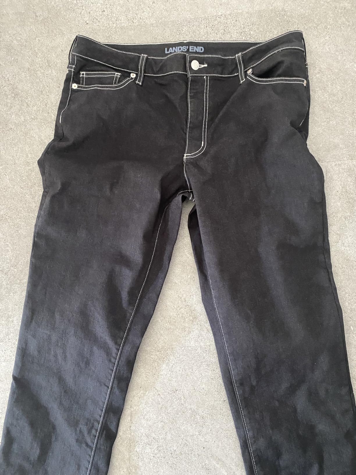 Verblichene Jeans gerettet