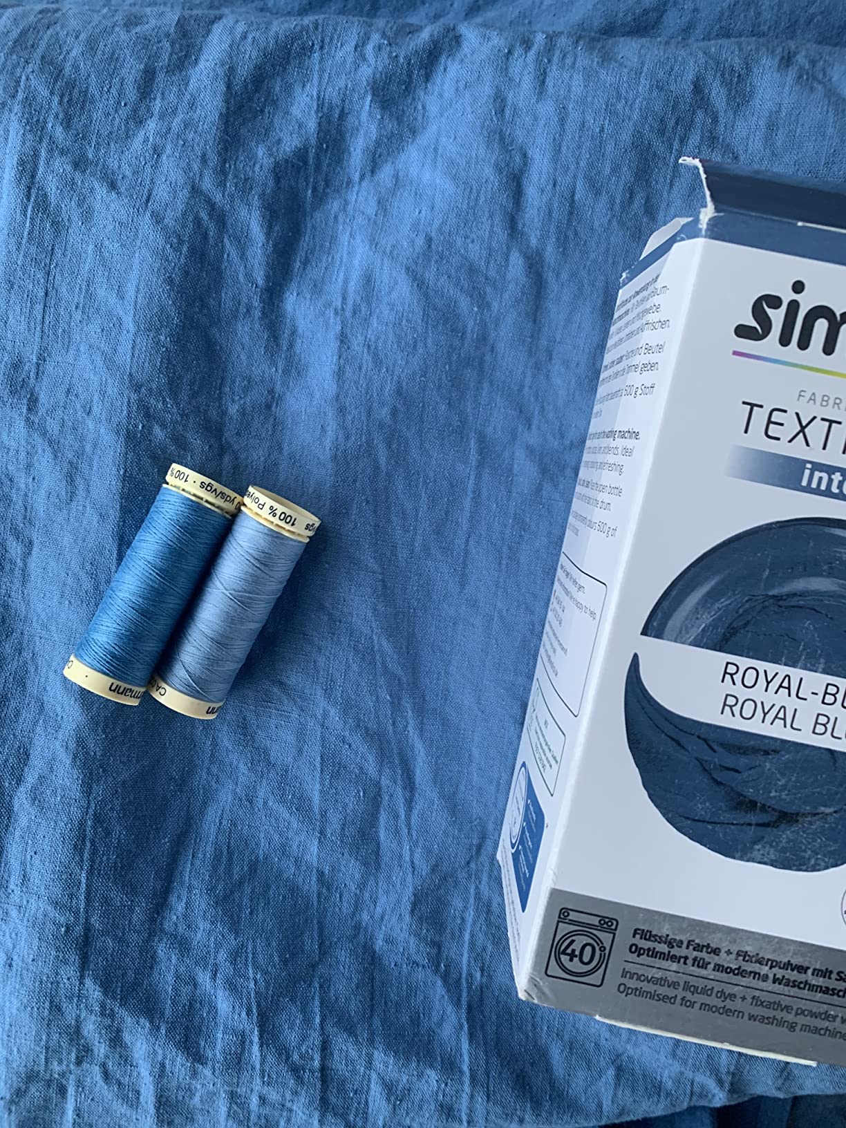 Royalblau wie auf der Packung